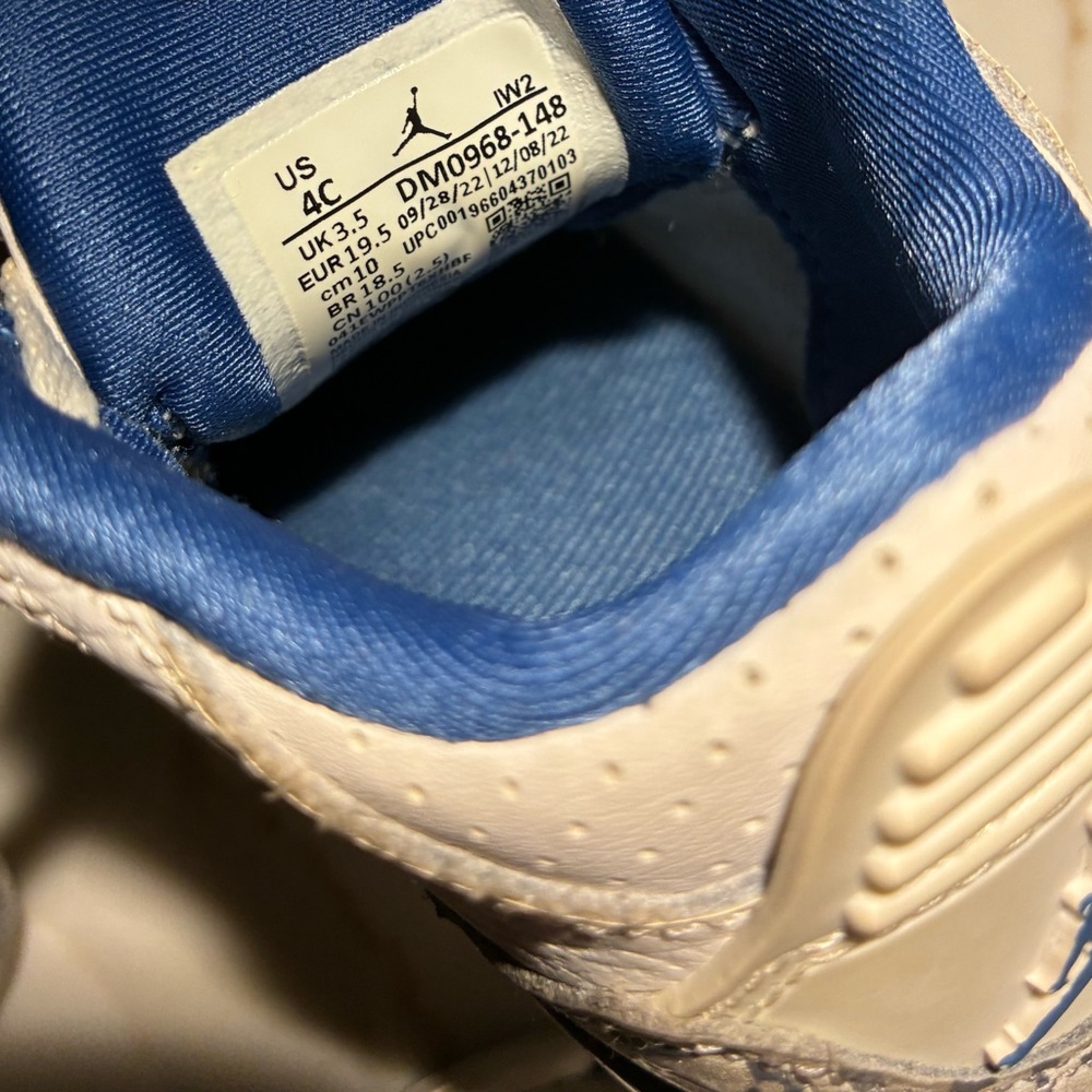 Jordan Kids White and Blue Sneakers - Picture 6 of 6